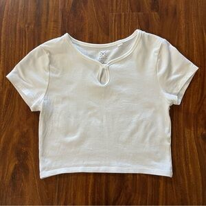 PacSun Basics White T-shirt Keyhole Design Cropped size small